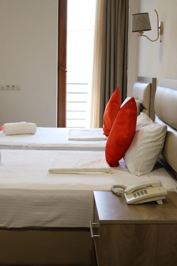 Gallery Inn 第比利斯 外观 照片